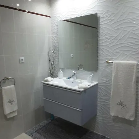 Ocean House & Perfect For 아파트 아데제